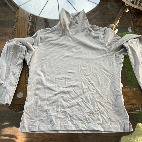 a’nue ligni Tops - ANUE LIGNI turtleneck, silky medium